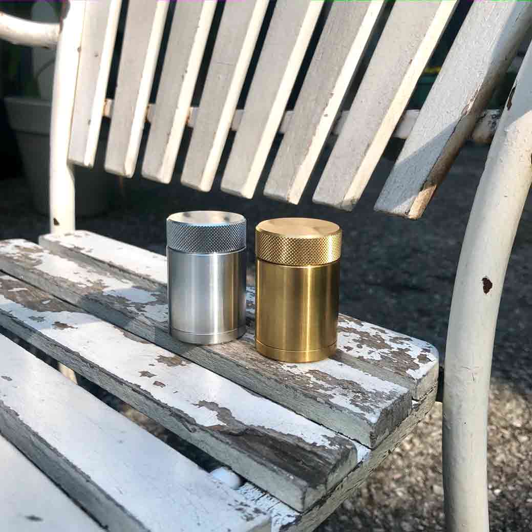 WauWau travel mills mini: aluminum, brass